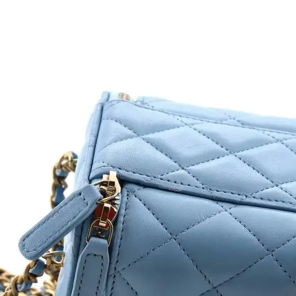 Chanel Pearl Crush Vanity Case With #242860C26B - Picture 6 of 8